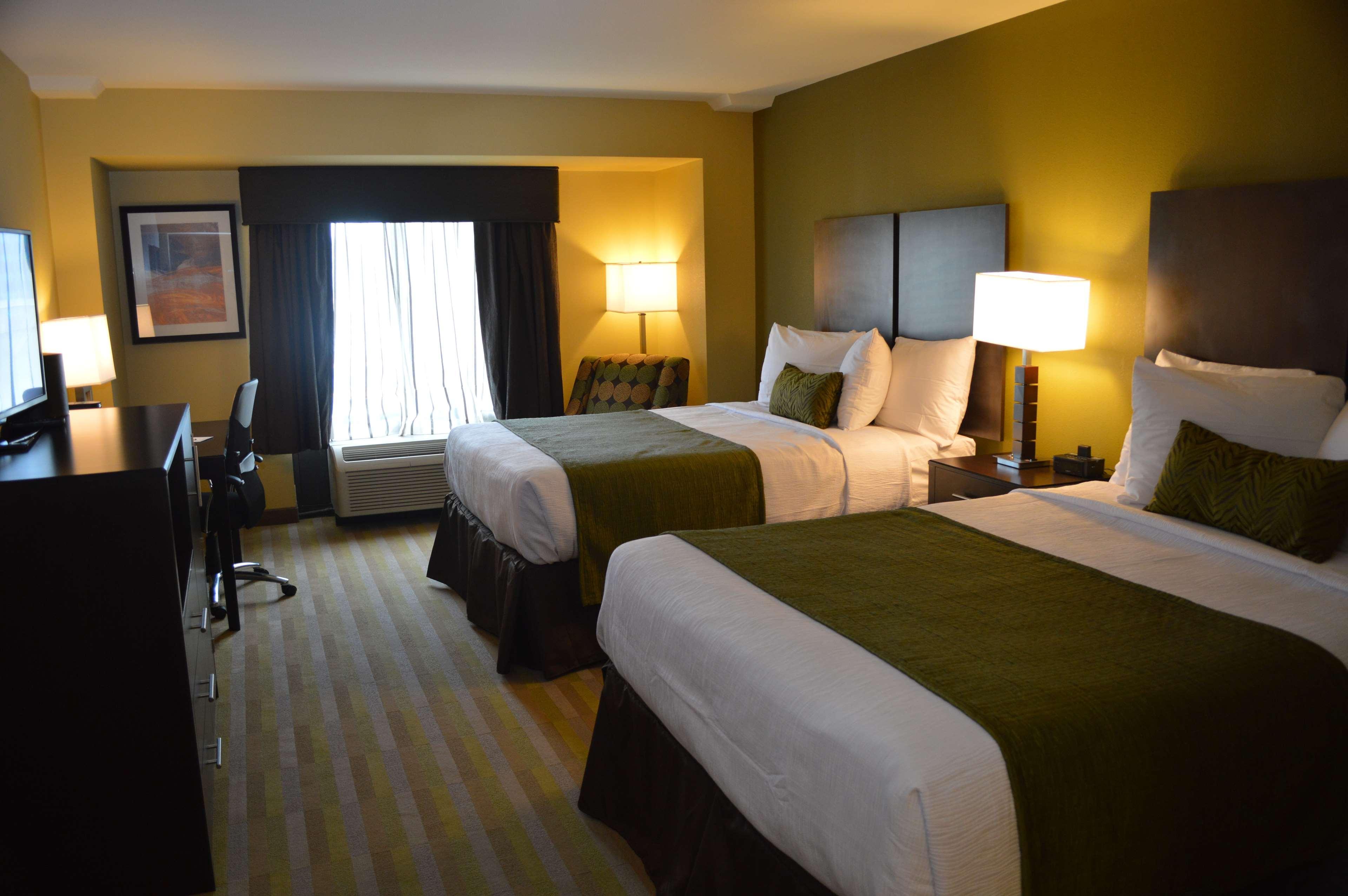 Clarion Inn 3*