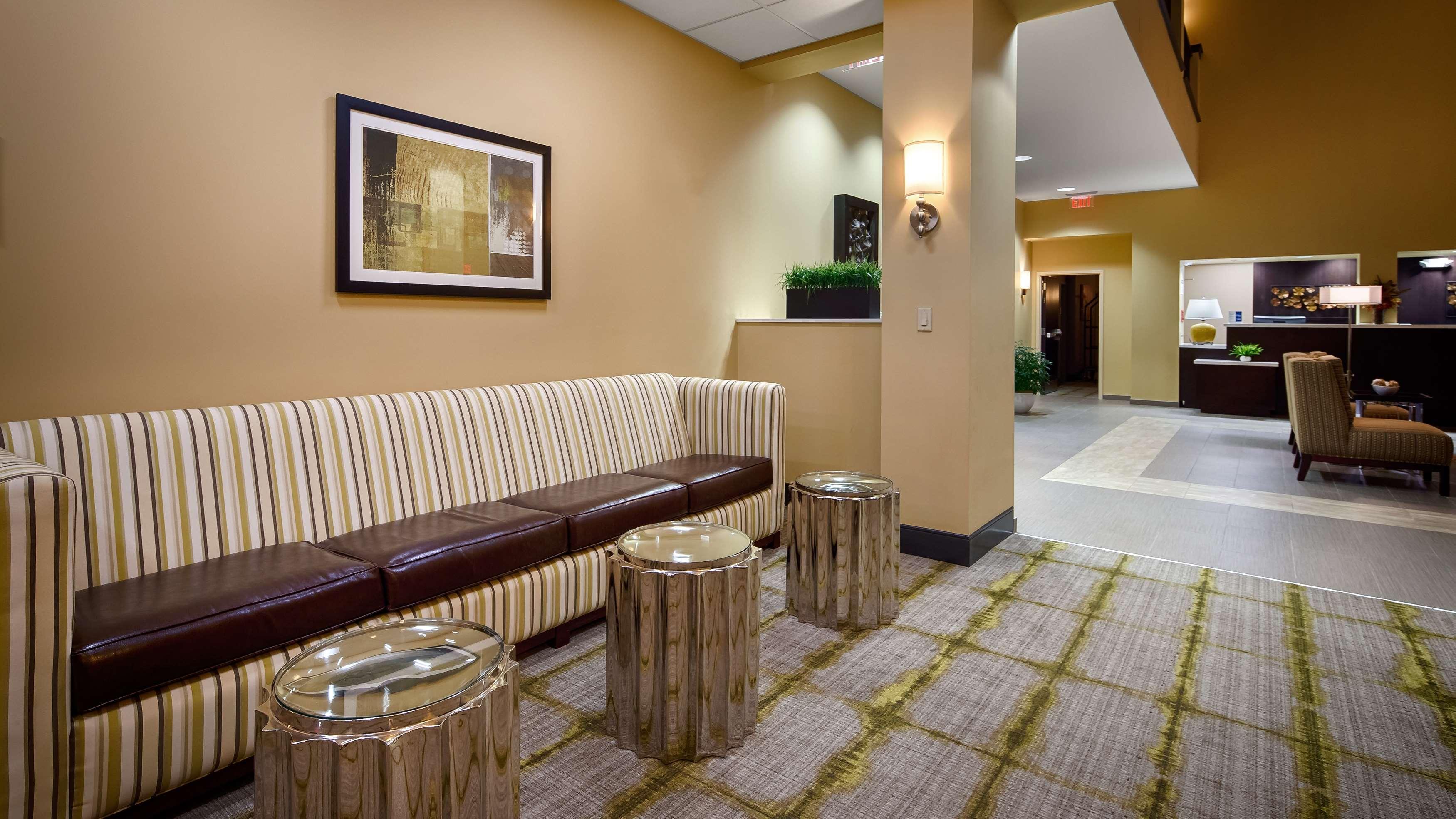 Clarion Inn 3*
