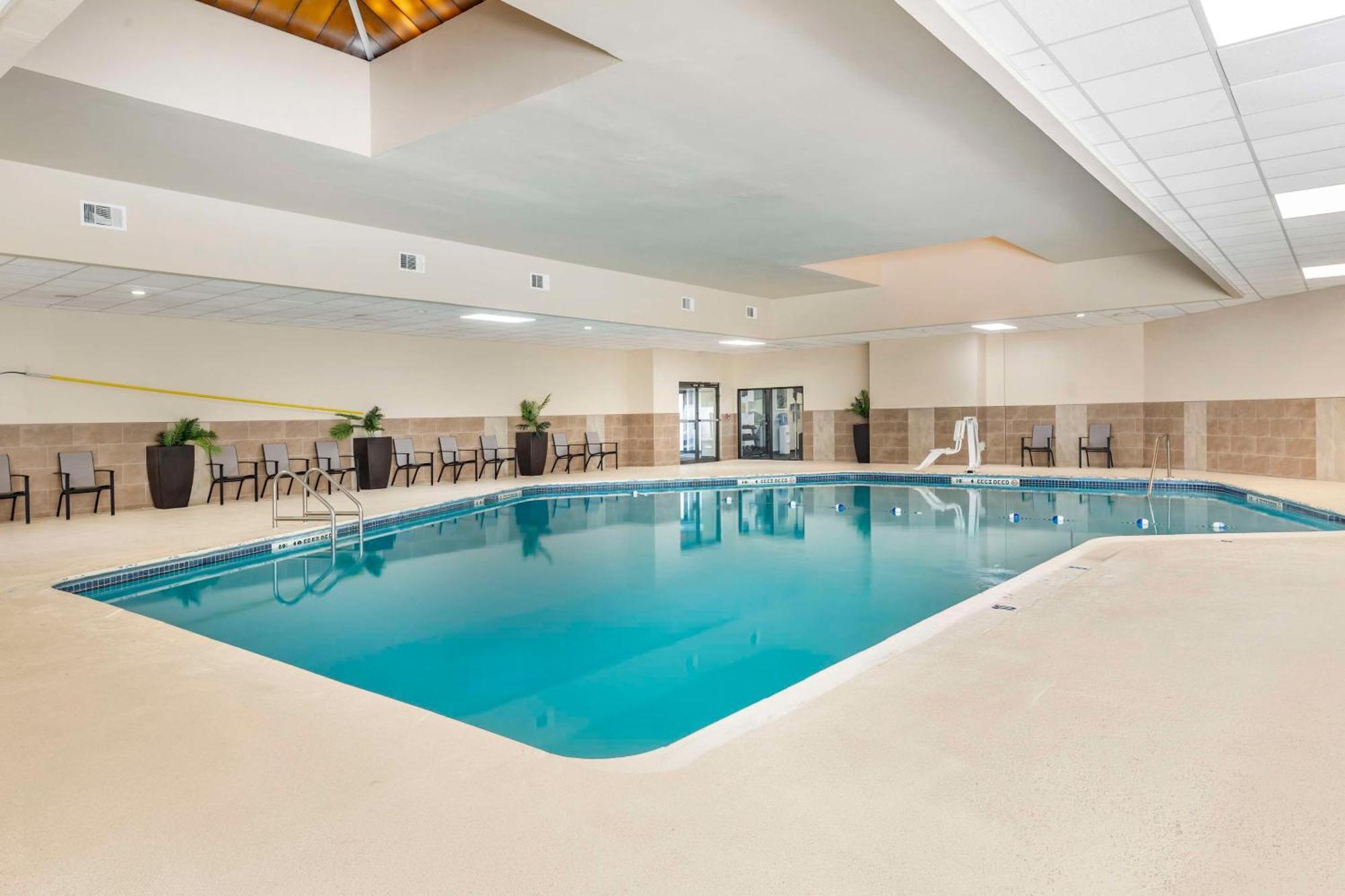 Clarion Inn 3*