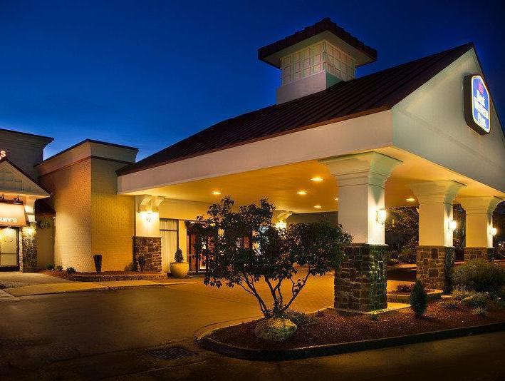 Clarion Inn 3*