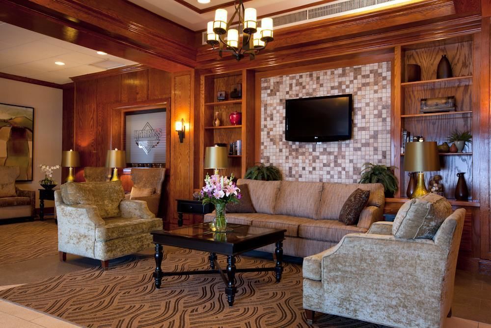 Clarion Inn 3*